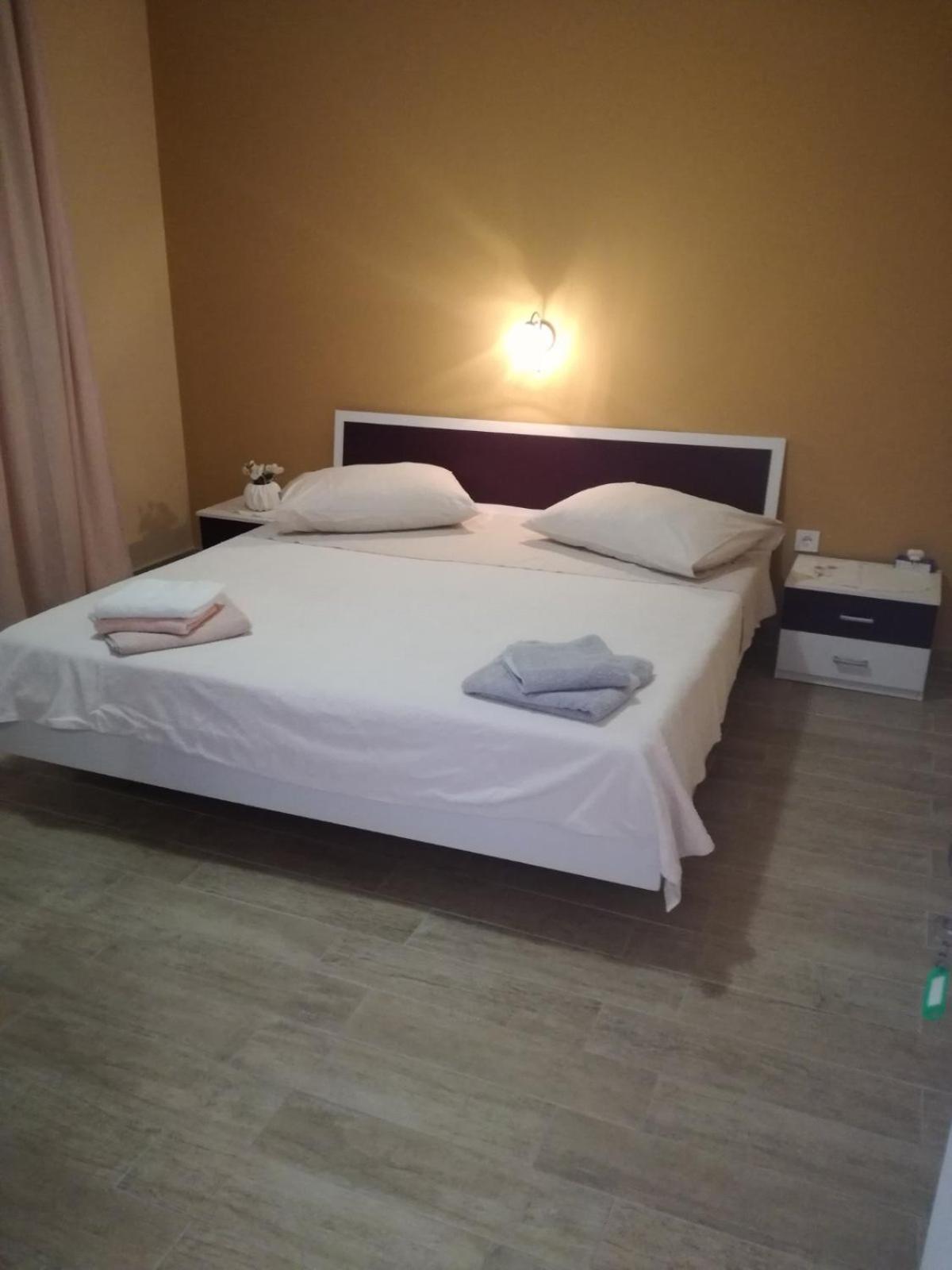 Feel Good Apartment Mundanije Zimmer foto